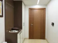 Izdavanje, četvorosoban stan, 178m², Tološka šuma, Podgorica - image 11