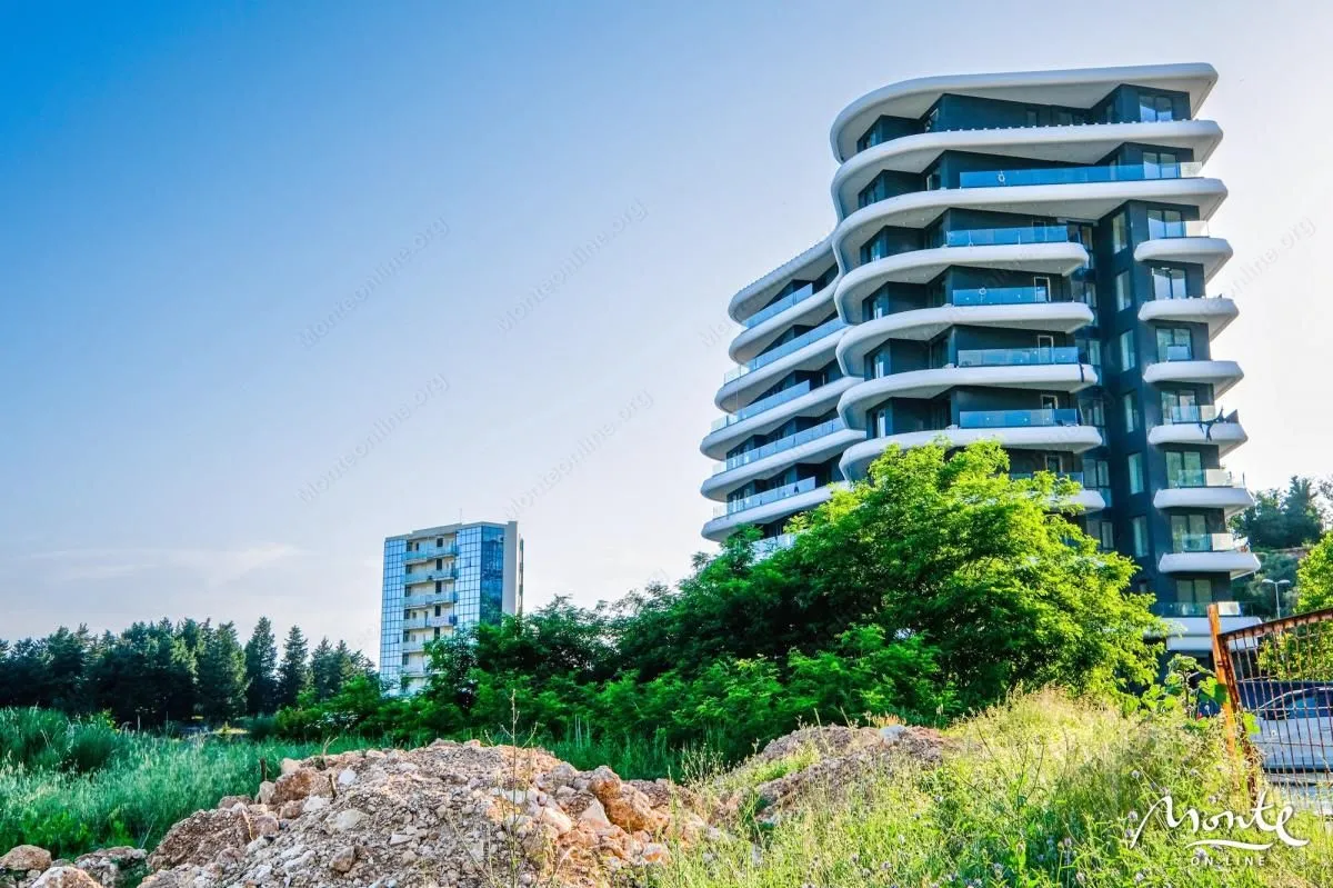 Sale, two bedroom apartment, 80m², Bečići, Budva