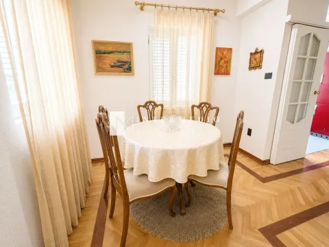 Izdavanje, jednosoban stan, 54m², Igalo, Herceg Novi - image 3