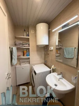 Rent, two bedroom apartment, 65m², City Kej, Podgorica - image 13