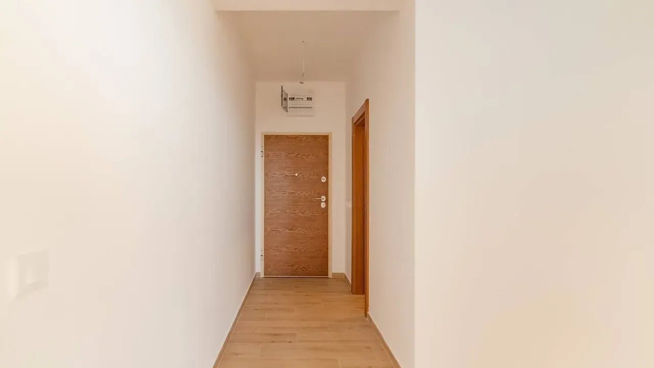 Prodaja, dvosoban stan, 72m², Centar, Budva