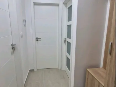 Prodaja, jednosoban stan, 44m², Pobrežje, Podgorica - image 5