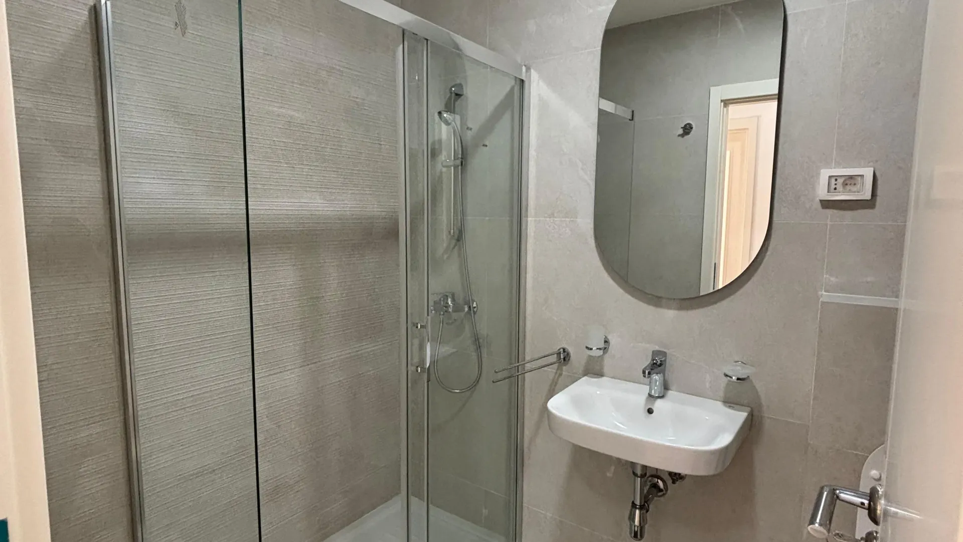 Rent, one bedroom apartment, 45m², Stari Aerodrom, Podgorica