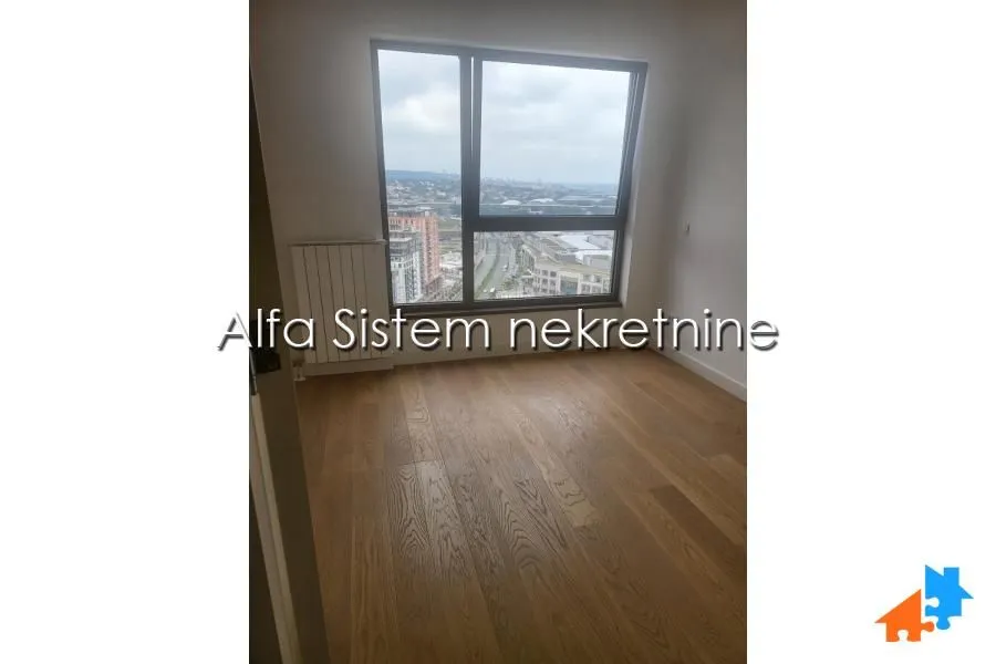 Izdavanje, trosoban stan, 85m², Savski Venac, Beograd