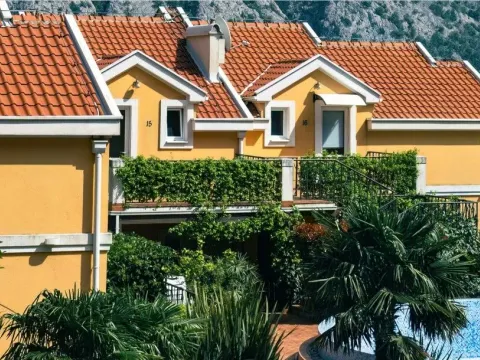 Prodaja, dvosoban stan, 178m², Orahovac, Kotor - image 19