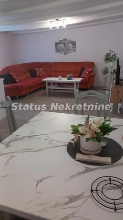 Prodaja, kuća, 200m², Srbobran, Novi Sad