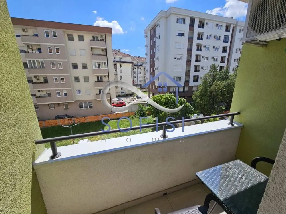 Izdavanje, dvosoban stan, 35m², Socijalno, Novi Sad Sve Podlokacije