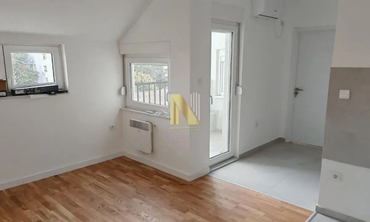 Prodaja, jednosoban stan, 36m², Grbavica, Novi Sad Sve Podlokacije