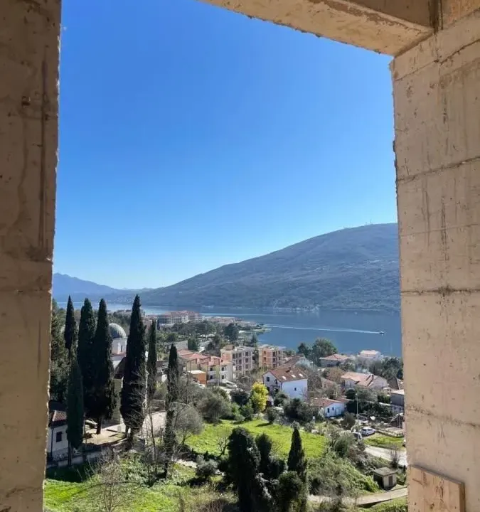 Sale, one bedroom apartment, 41m², Kumbor, Herceg Novi