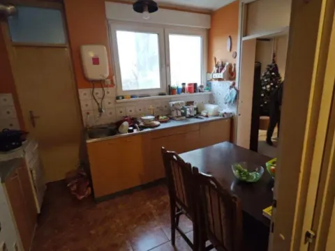 Prodaja, trosoban stan, 74m², Zrenjanin Okolina, Zrenjanin - image 2