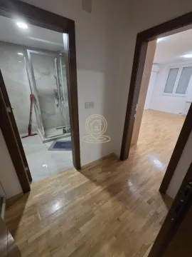 Prodaja, četvorosoban stan, 108m², Pantelej, Niš - image 12