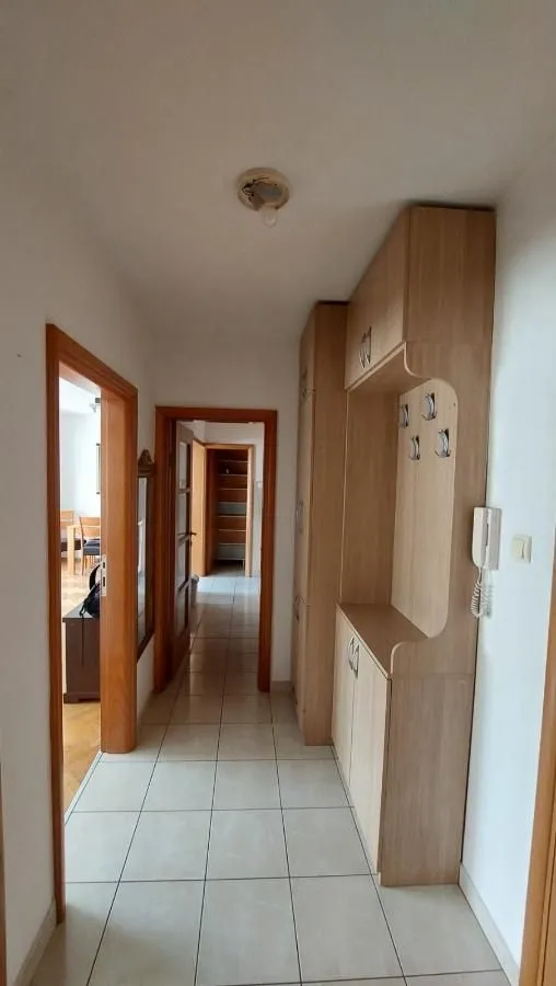 Rent, one bedroom apartment, 52m², Dalmatinska ulica, Podgorica