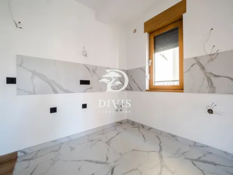 Prodaja, trosoban stan, 68m², Kluz, Zvezdara Sve Podlokacije - image 9