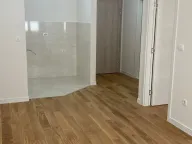 Izdavanje, jednosoban stan, 40m², Central Point, Podgorica - image 2