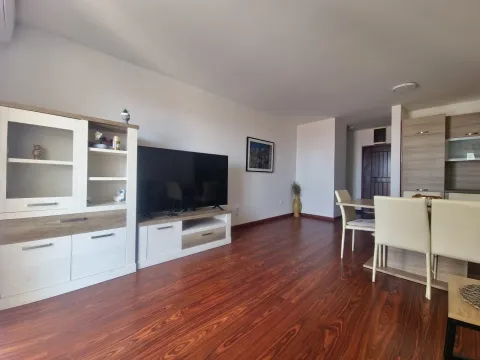 Rent, two bedroom apartment, 93m², Petrovac, Budva - image 12
