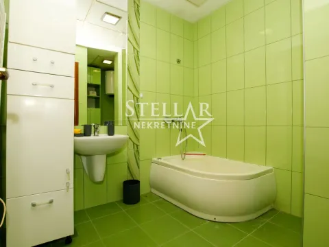 Rent, two bedroom apartment, 68m², City Kvart, Podgorica - image 12