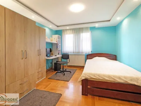 Prodaja, kuća, 460m², Arnajevo, Barajevo - image 9