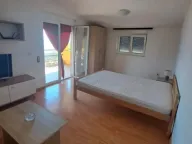 Prodaja,  kuća, 202m2, Bar