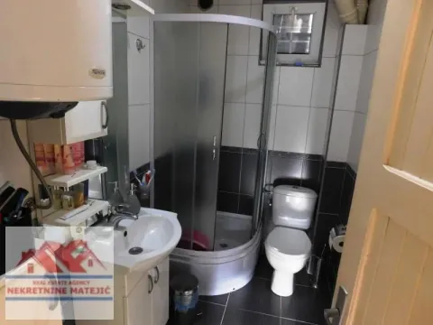 Prodaja, kuća, 176m², Bubanj, Kragujevac - image 15