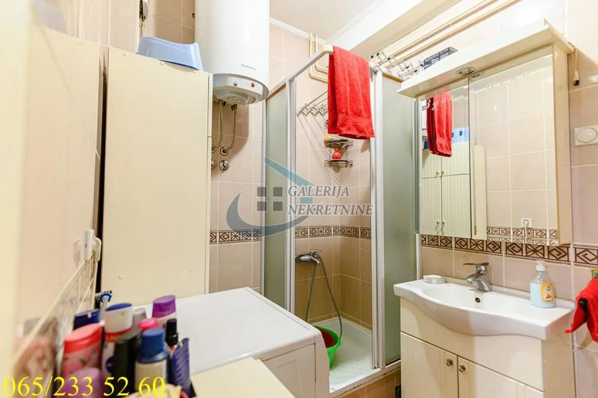 Prodaja, četvorosoban stan, 95m², Brace Jerković, Voždovac Sve Podlokacije