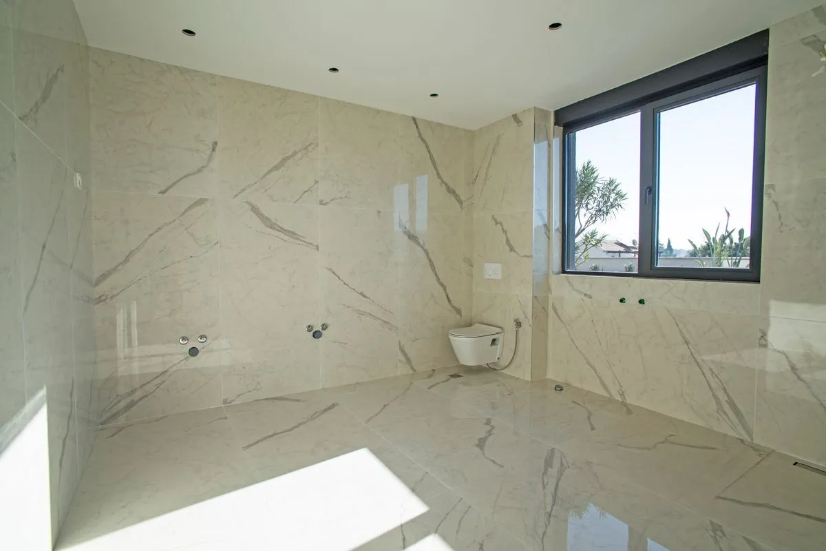 Prodaja, dvosoban stan, 132m², Donja Lastva, Tivat