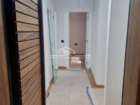 Prodaja, trosoban stan, 78m², Zvezdara Sve Podlokacije, Beograd - image 1