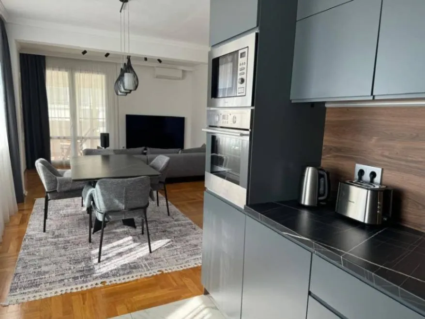Prodaja, dvosoban stan, 107m², Centar, Bar
