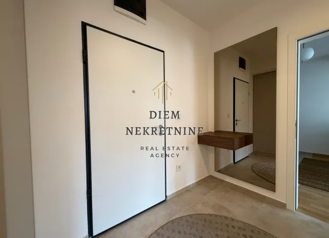 Rent, three bedroom apartment, 82m², Stari Aerodrom, Podgorica