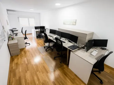 Rent, two bedroom apartment, 68m², Stari Aerodrom, Podgorica - image 6