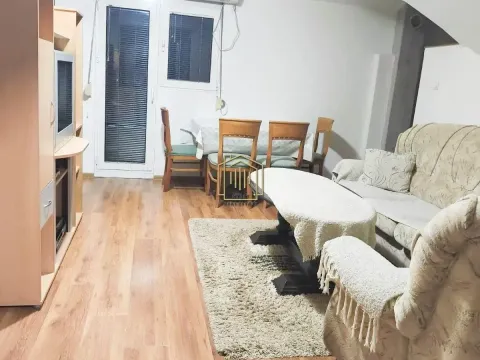 Rent, two bedroom apartment, 60m², Zagorič, Podgorica - image 4