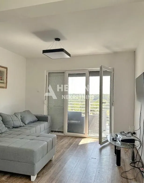 Prodaja, kuća, 170m², Nemenikuće, Sopot