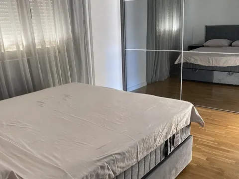 Izdavanje, dvosoban stan, 67m², Bečići, Budva - image 7