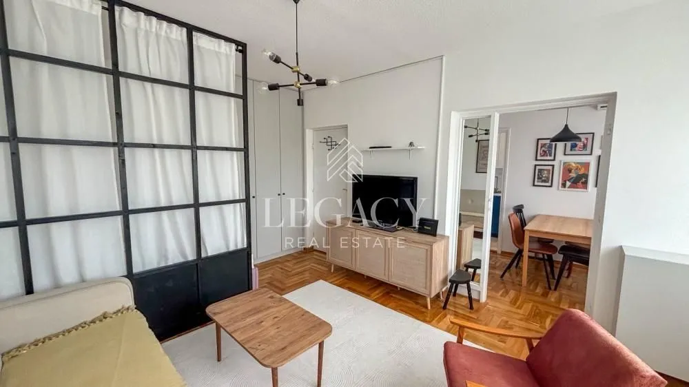 Izdavanje, jednosoban stan, 35m², Zemun Sve Podlokacije, Beograd
