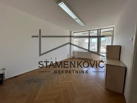 Prodaja, jednosoban stan, 46m², Bulevar Oslobodjenja, Novi Sad Sve Podlokacije