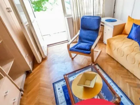 Rent, two bedroom apartment, 50m², Tašmajdan, Palilula Sve Podlokacije - image 2