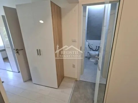 Rent, one bedroom apartment, 40m², Skojevsko Naselje, Beograd - image 11
