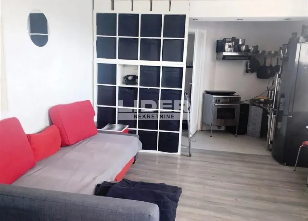 Prodaja, dvosoban stan, 43m², Stari Grad, Beograd