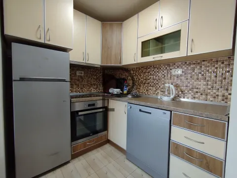 Izdavanje, stan, 82m², Pobrežje, Podgorica - image 4