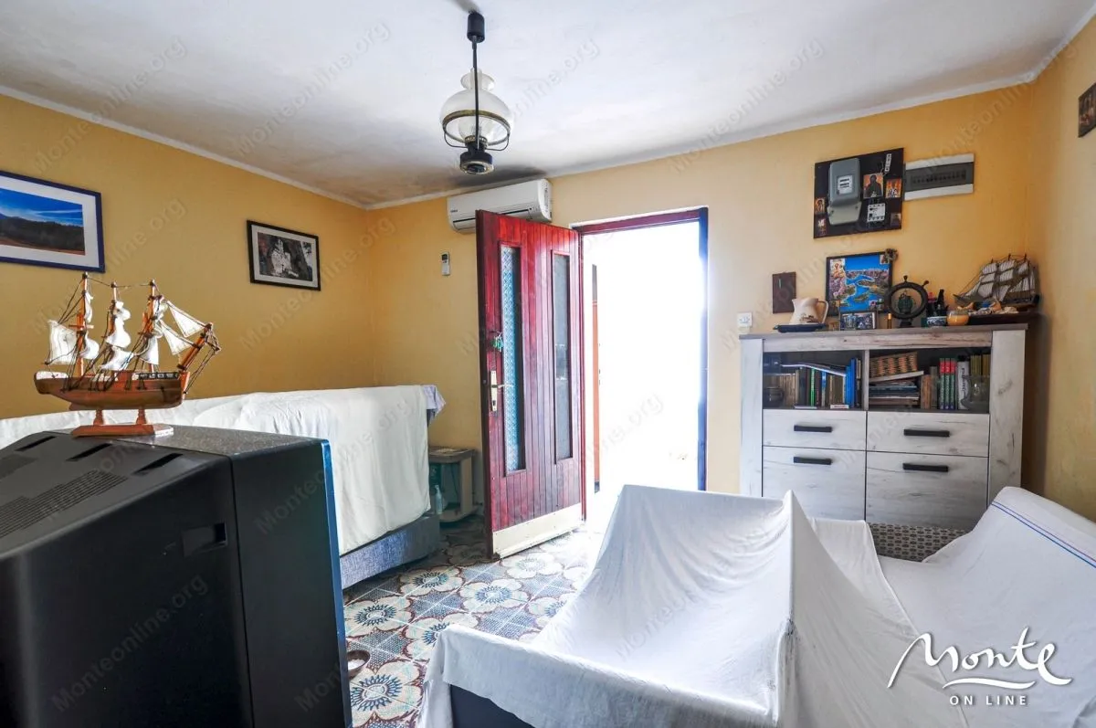 Prodaja, kuća, 168m², Krašići, Tivat