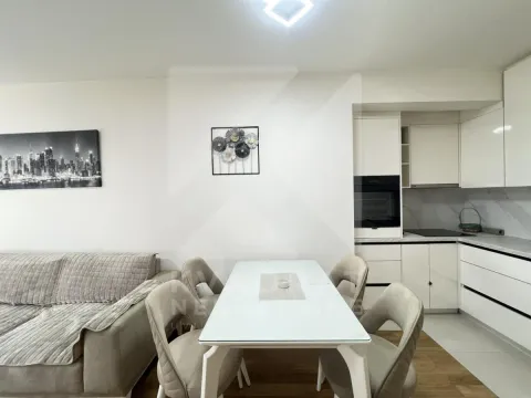 Izdavanje, jednosoban stan, 43m², New City, Podgorica - image 6