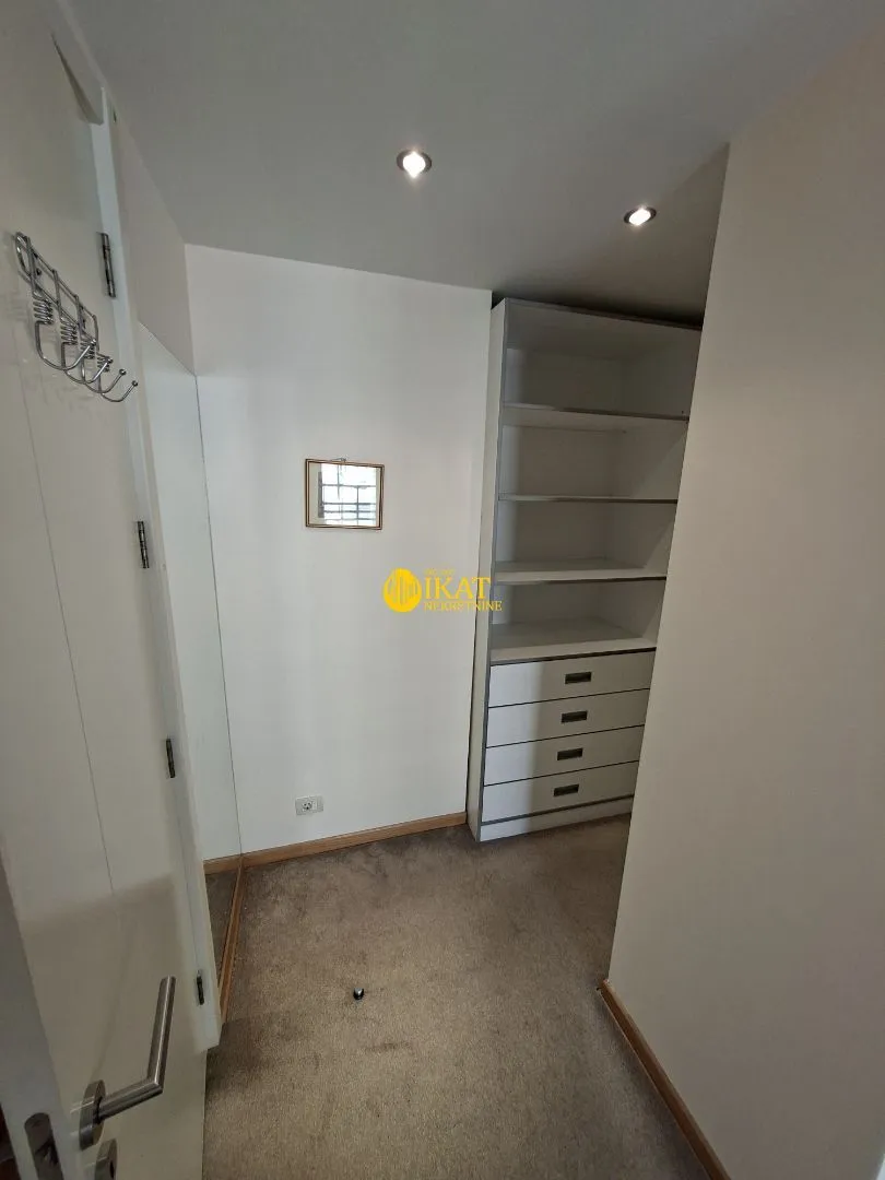 Prodaja, trosoban stan, 106m², Belvil, Beograd