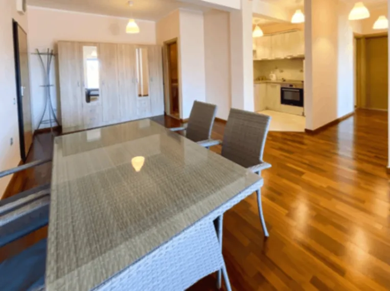 Rent, three bedroom apartment, 100m², Centar, Budva