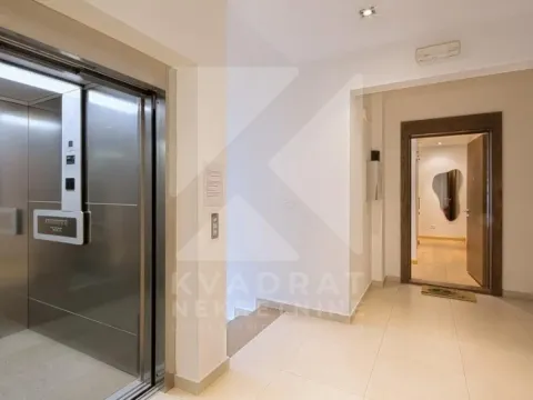 Prodaja, dvosoban stan, 77m², Centar, Budva - image 9