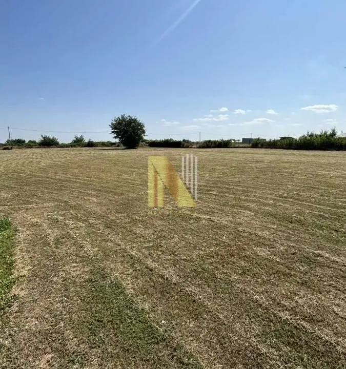 Sale, land lot, 3900m², Irig, Srbija