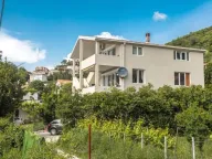 Izdavanje, dvosoban stan, 75m², Seoce, Budva - image 9