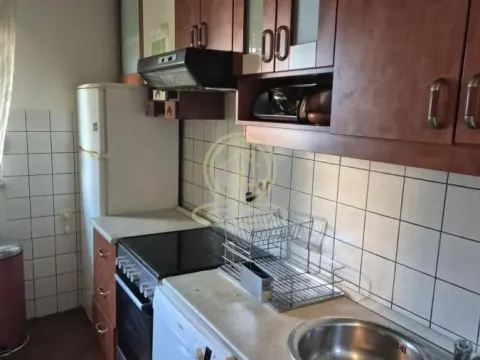 Izdavanje, četvorosoban stan, 106m², Kalenić Pijaca, Vračar Sve Podlokacije - image 11