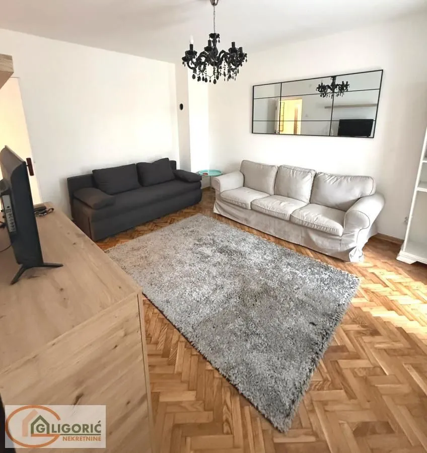 Izdavanje, dvosoban stan, 50m², Voždovac Sve Podlokacije, Beograd