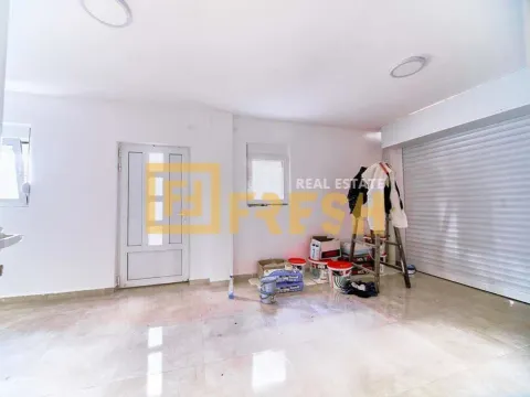 Izdavanje, kuća, 400m², Stari Aerodrom, Podgorica - image 25