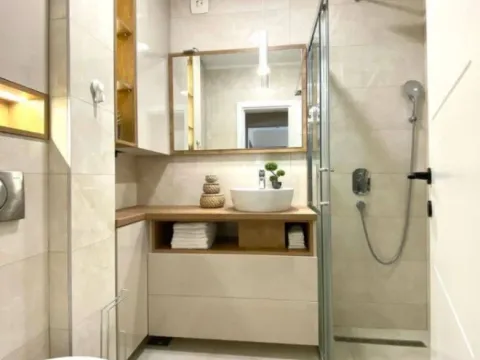 Rent, two bedroom apartment, 57m², Dubovica, Budva - image 7