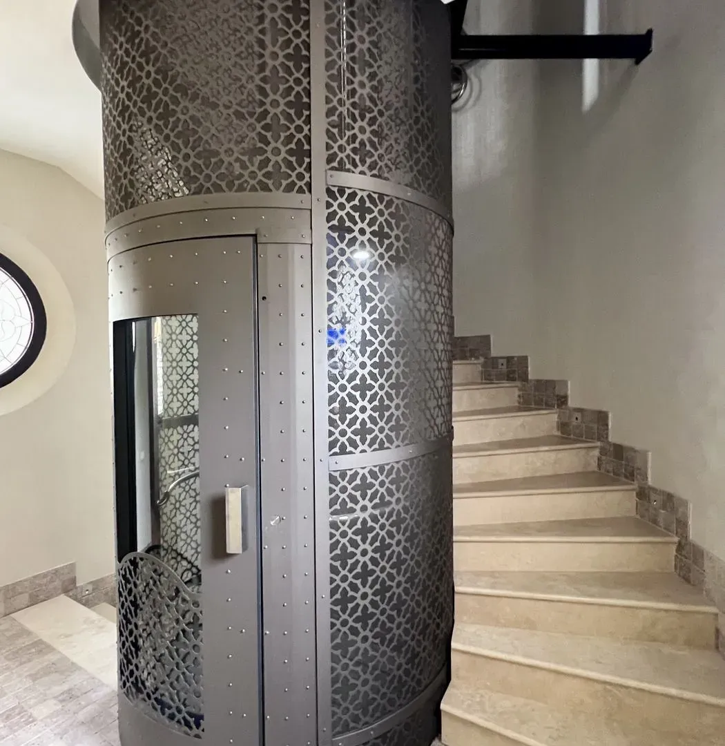 Sale, house, 550m², Reževići, Budva
